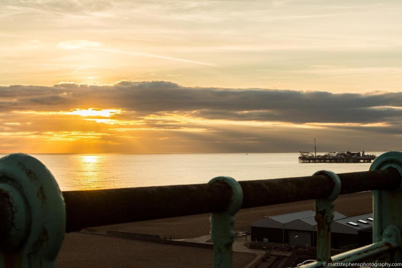 Seafront Apartment With Garden Hove Exteriér fotografie