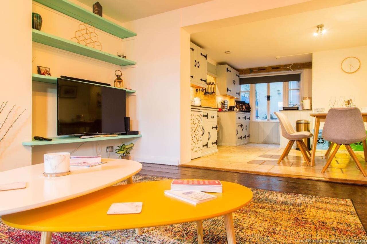 Seafront Apartment With Garden Hove Exteriér fotografie